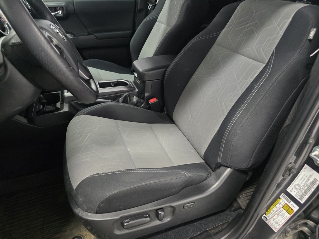 2023 Toyota Tacoma TRD Sport photo 17
