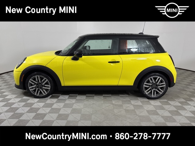 2025 Mini Cooper 2 Door Hardtop Signature photo 4