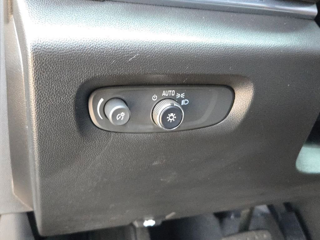 2022 Chevrolet Traverse Cloth photo 24