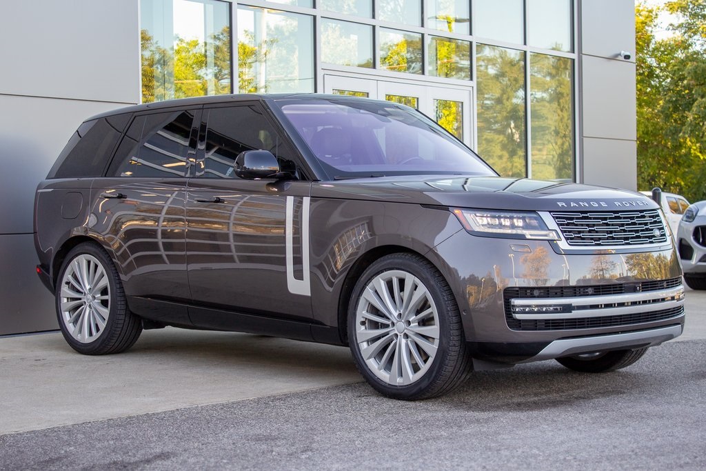 2023 Land Rover Range Rover First Edition photo 2