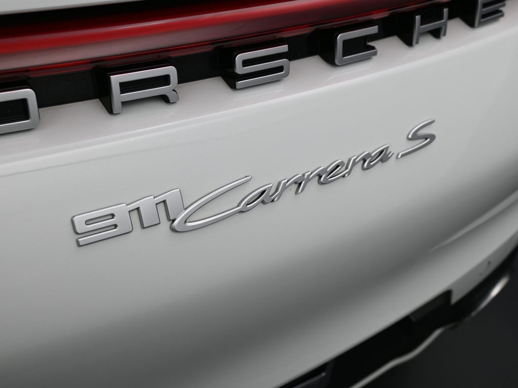 2024 Porsche 911 S photo 6