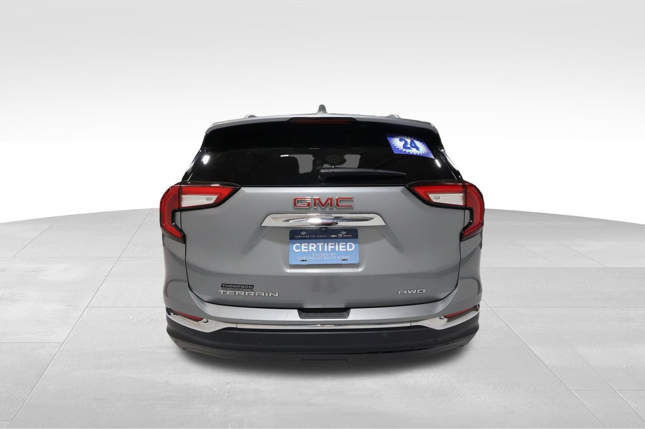 2024 Gmc Terrain SLT photo 3