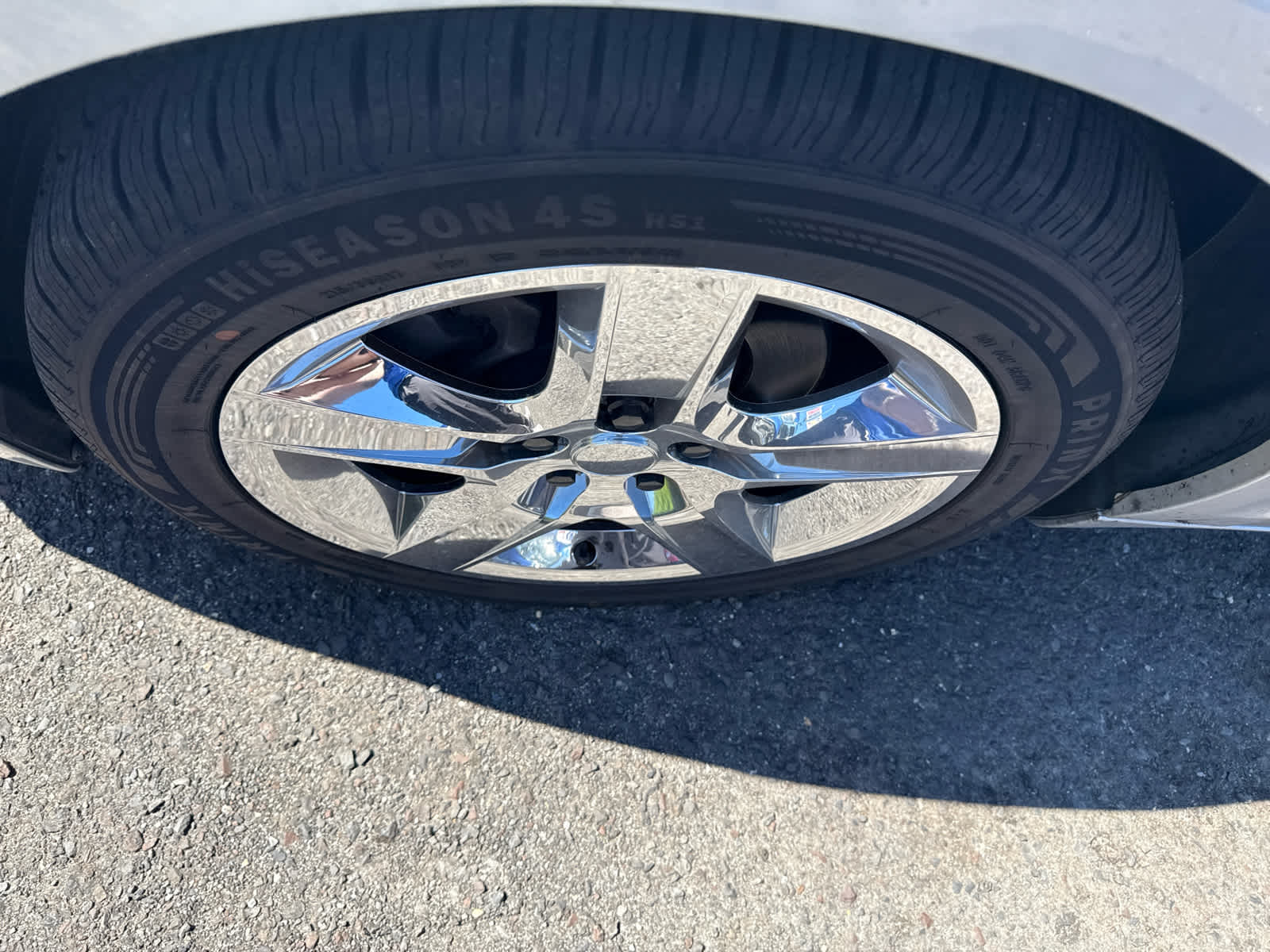 2009 Chevrolet Malibu LS photo 4