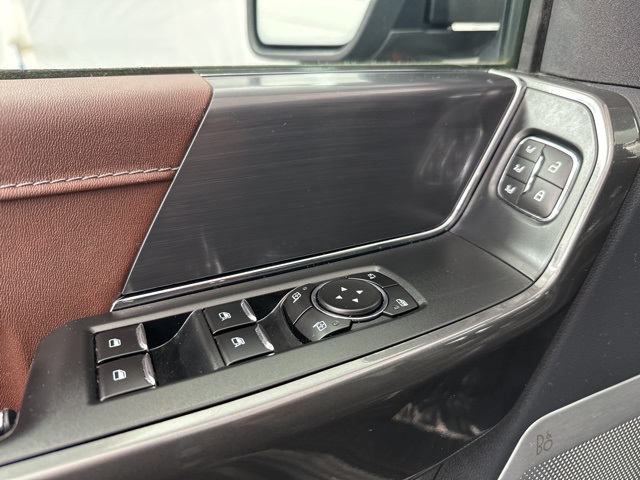 2023 Ford F-150 Lariat photo 9