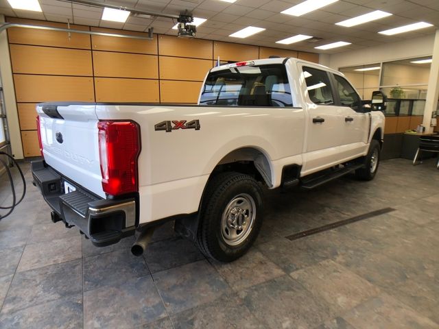2023 Ford F-350 XL photo 8