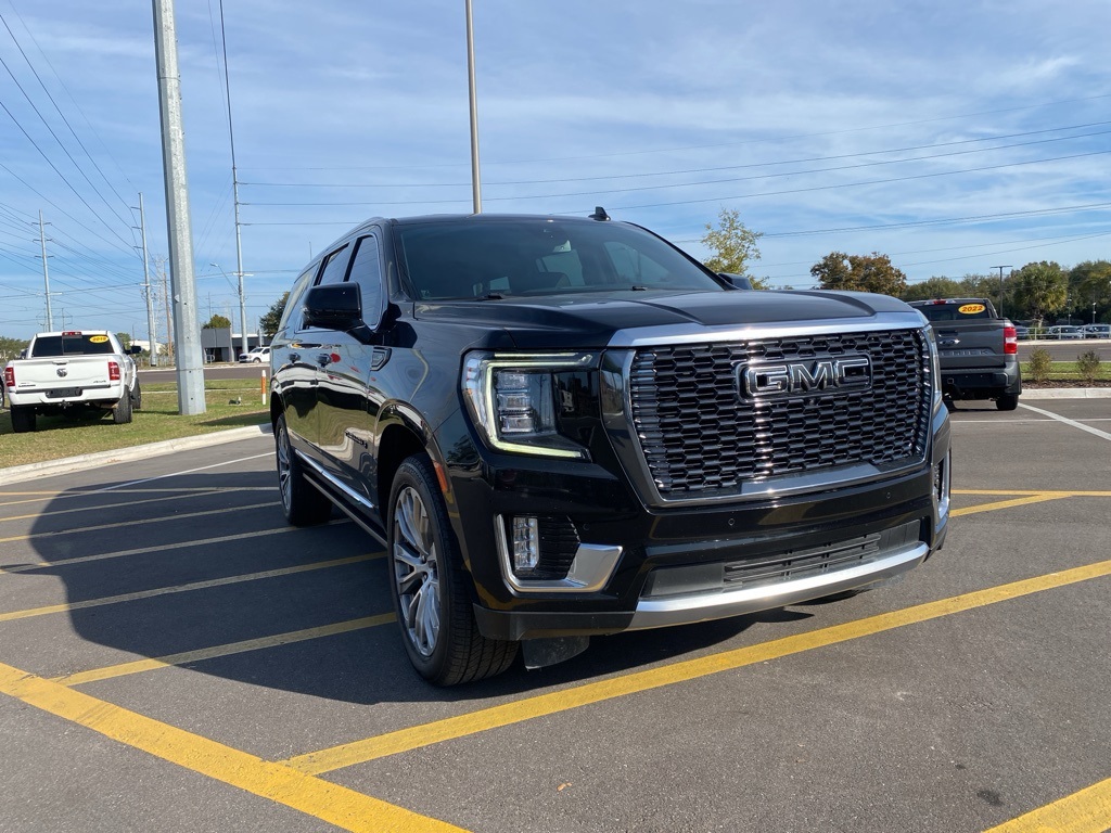 2023 GMC Yukon Denali's photo