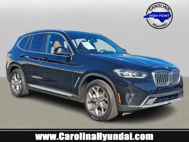 2022 BMW X3 30i's photo