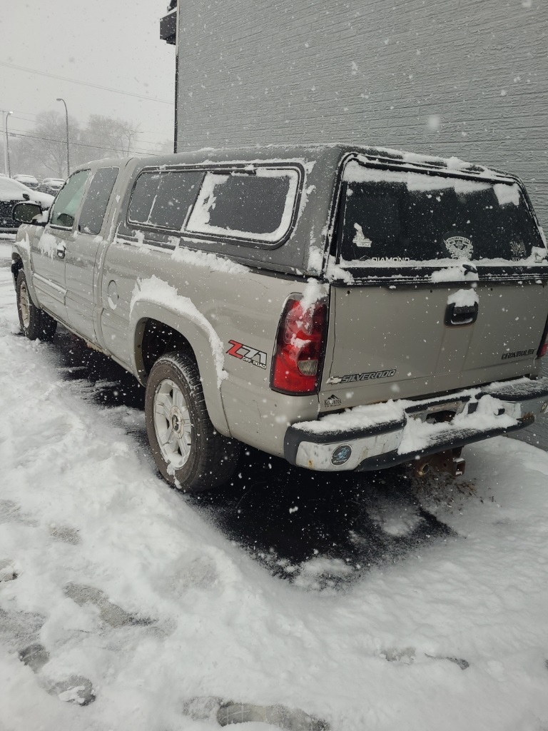 2004 Chevrolet Silverado 1500 Z71 photo 2