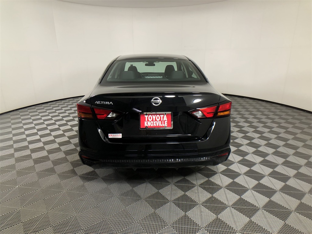 2022 Nissan Altima 2.5 S photo 9