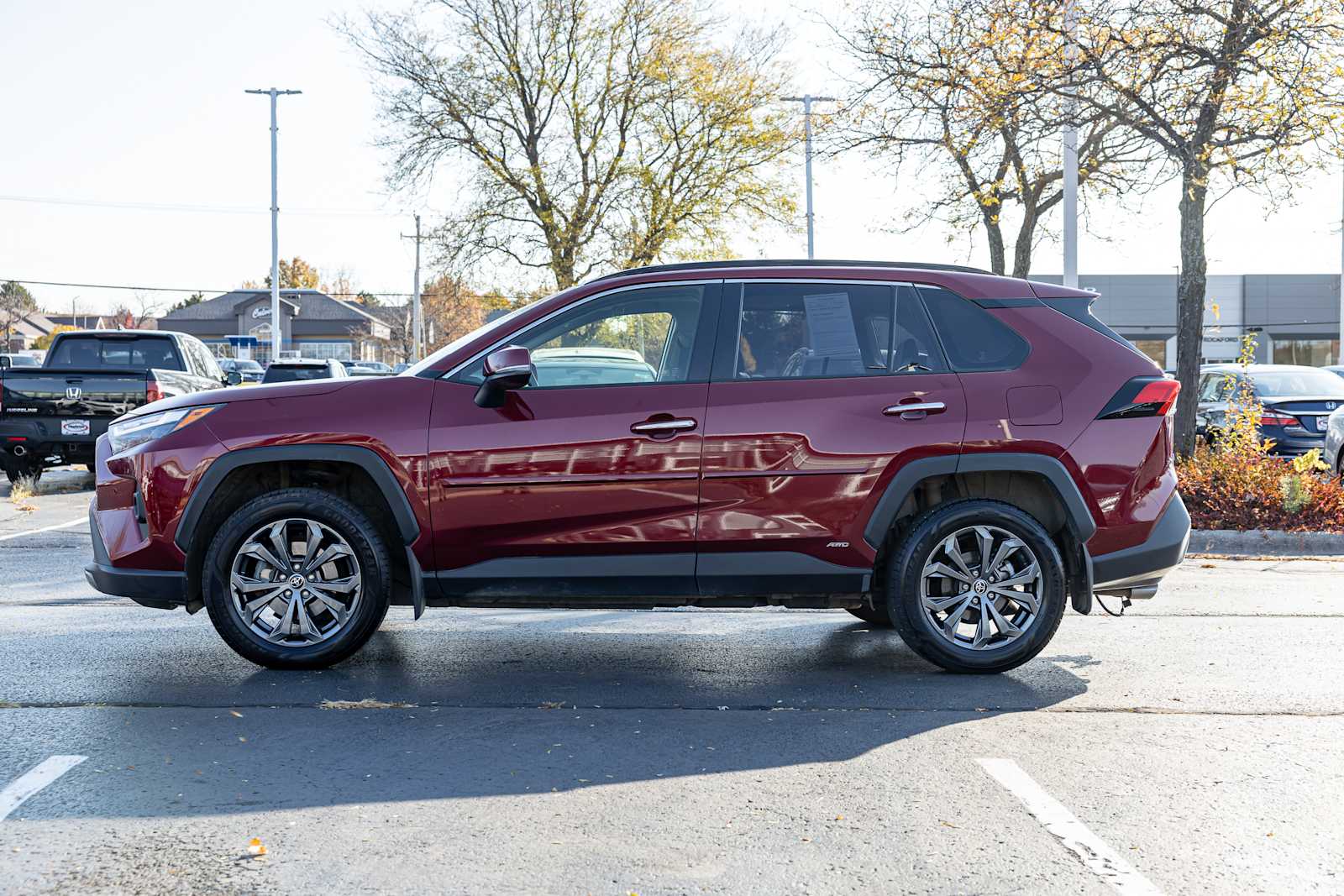 2024 Toyota RAV4 Hybrid Limited photo 2