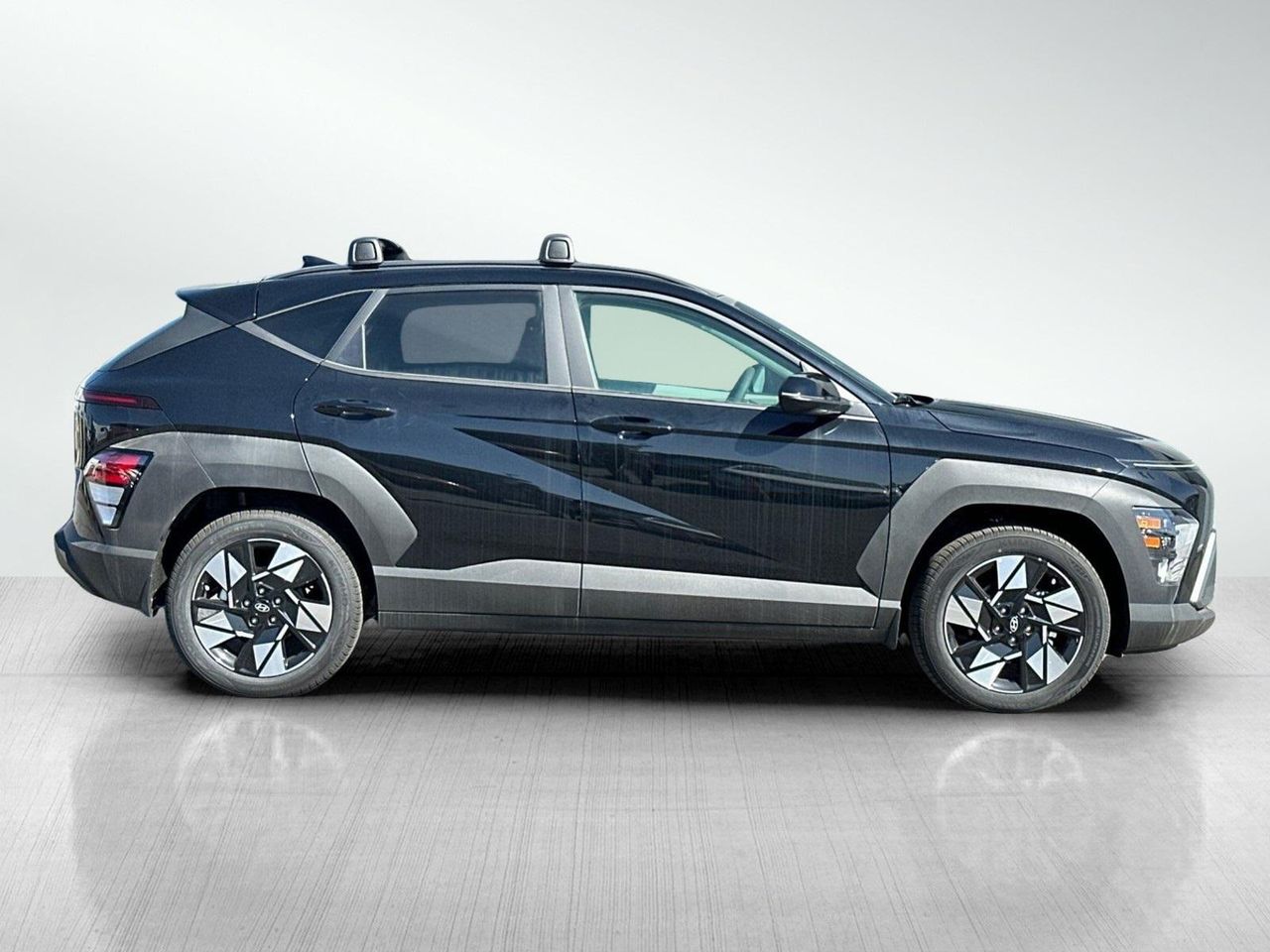 2025 Hyundai Kona SEL photo 3