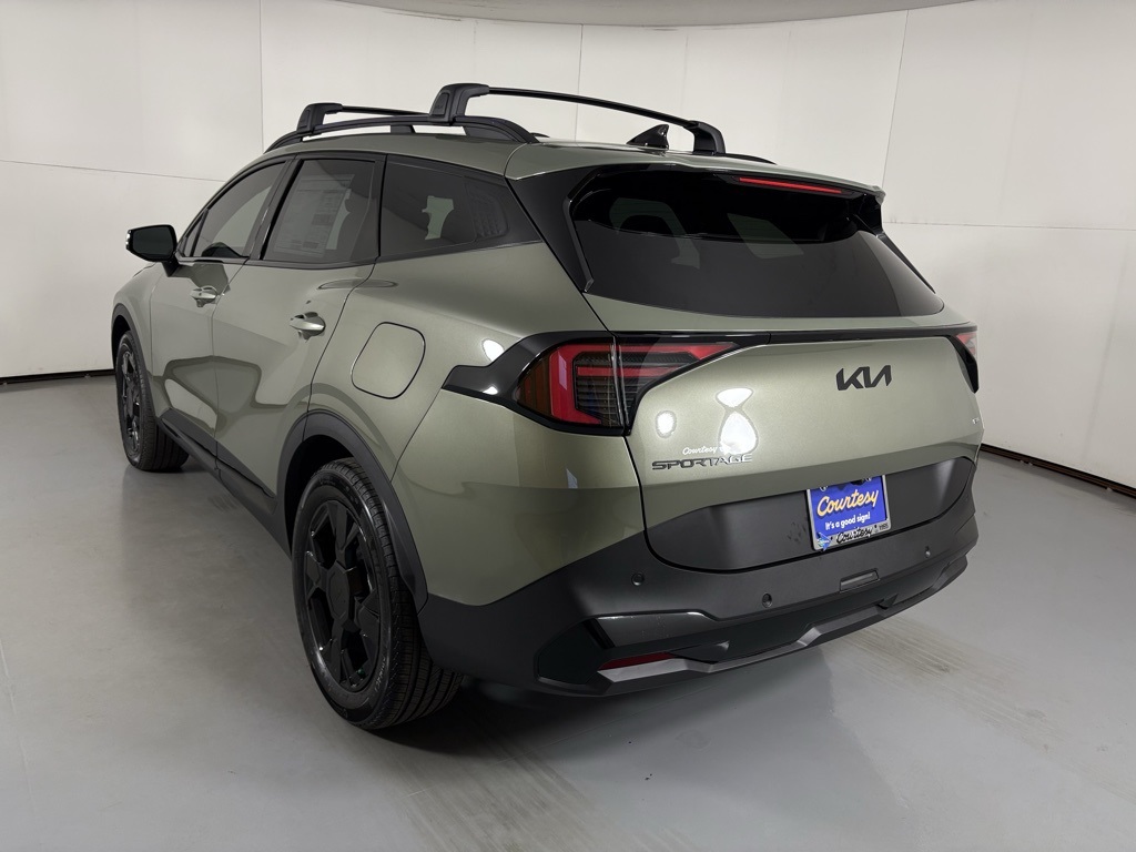 2026 Kia Sportage Plug-In Hybrid X-Line photo 3