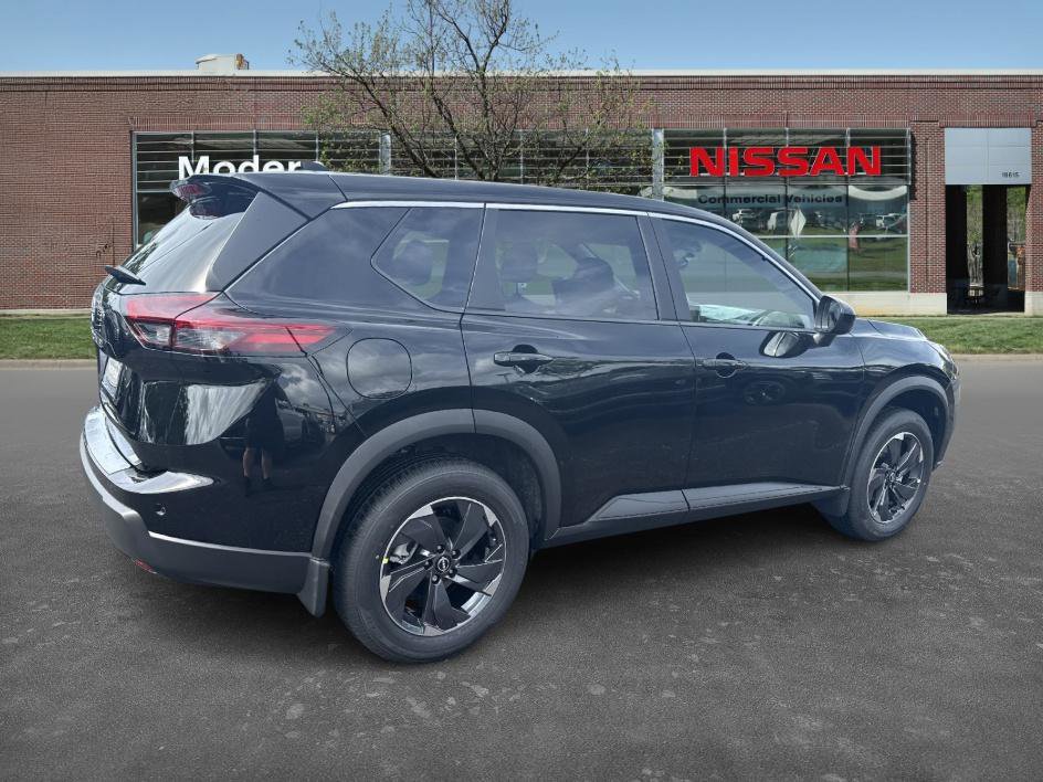 2025 Nissan Rogue SV photo 4
