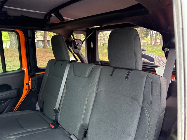 2025 Jeep Wrangler Sport S photo 25