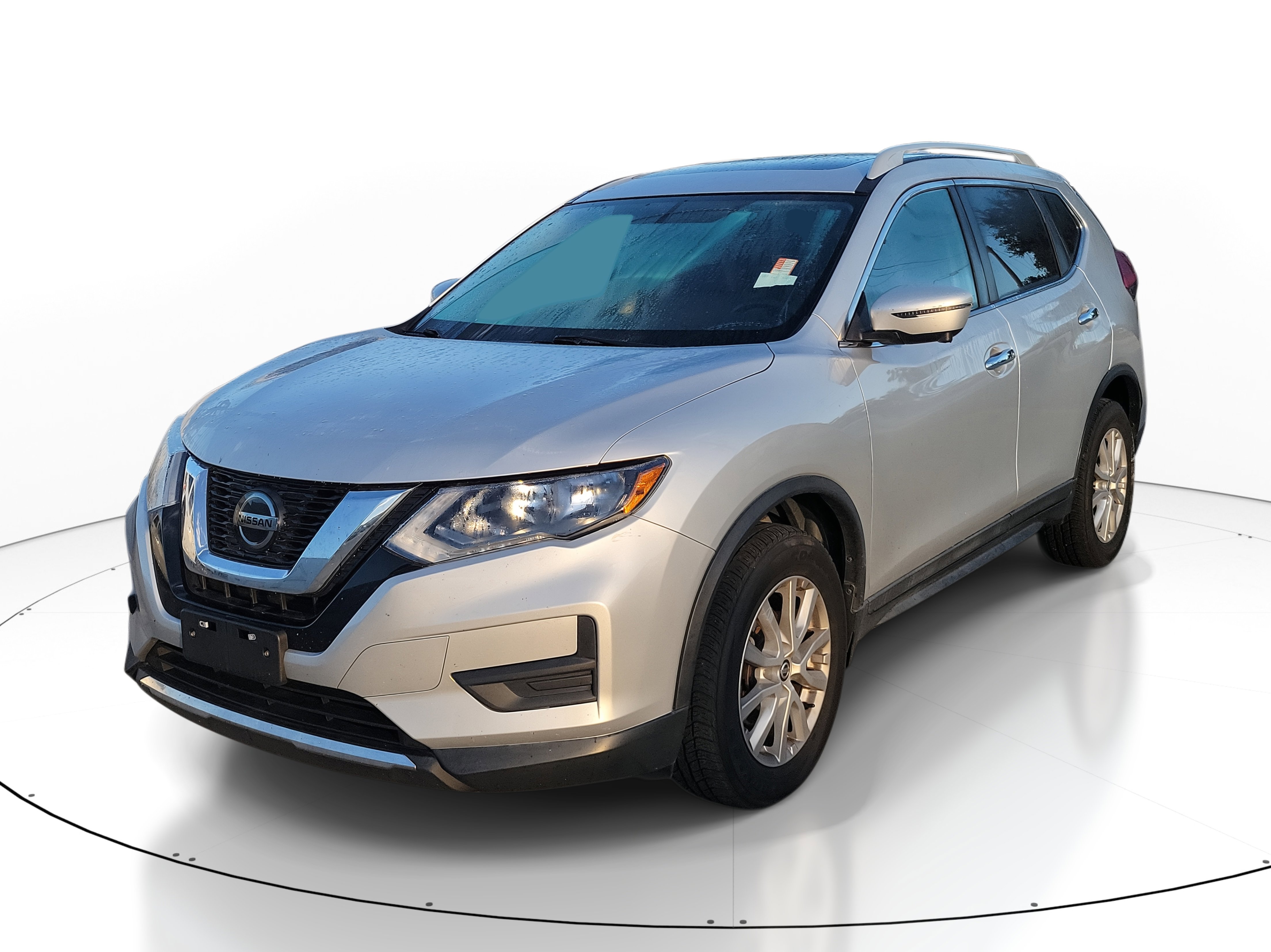 2018 Nissan Rogue SV photo 3