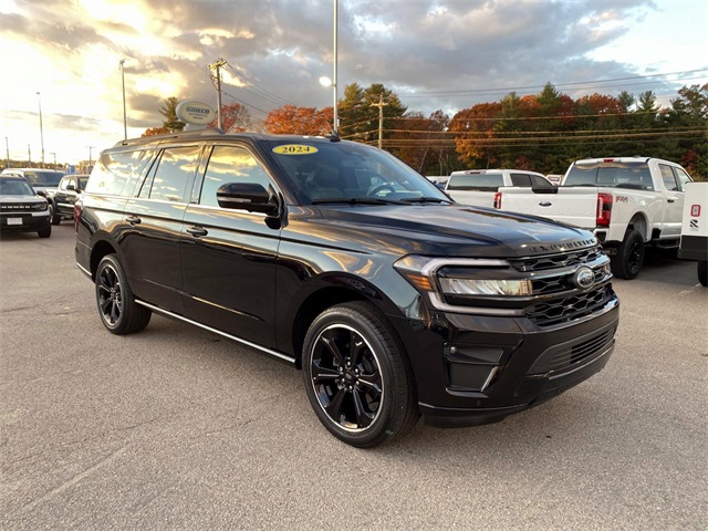 2024 Ford Expedition Limited's photo