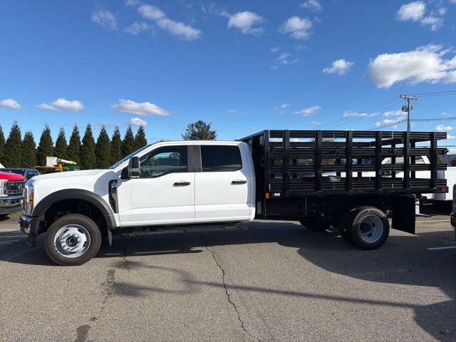 2025 Ford F-450 Super Duty Chassis Cab XL's photo