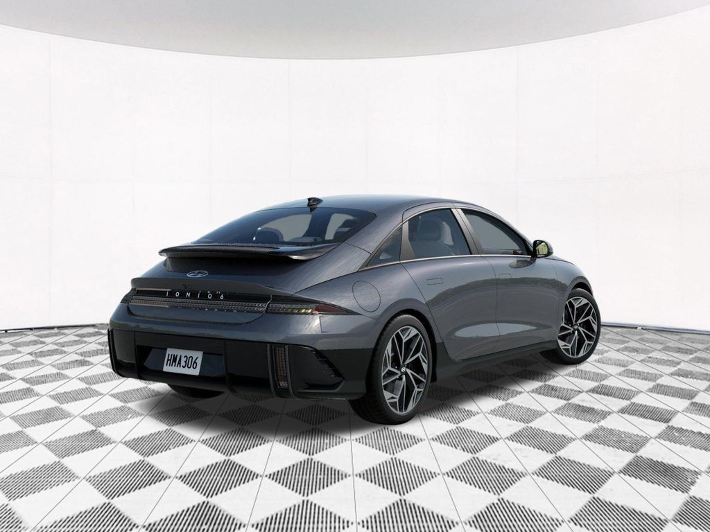 2025 Hyundai Ioniq 6 SEL photo 4