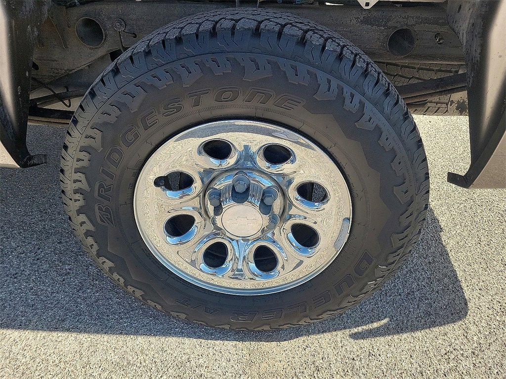 2013 Chevrolet Silverado 1500 LT photo 9