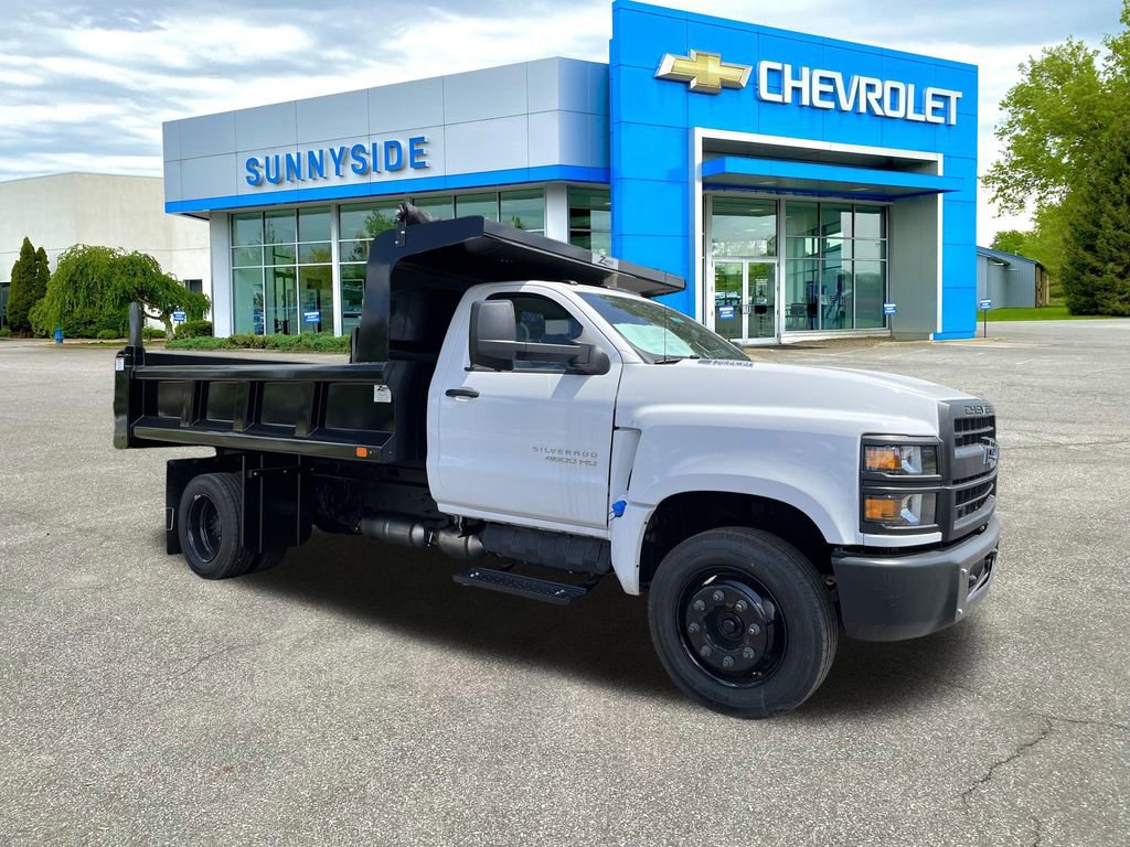 2024 Chevrolet Silverado 4500HD Work Truck photo 2