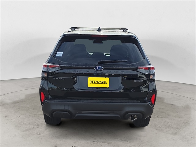 2025 Subaru Forester Touring photo 4