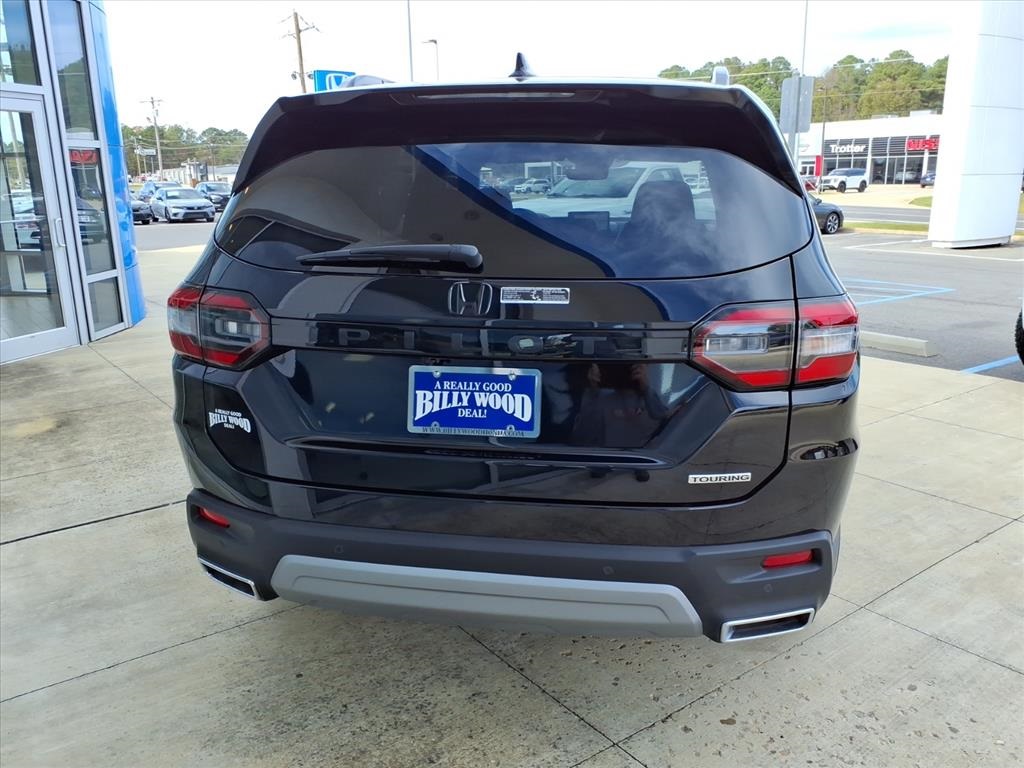 2025 Honda Pilot Touring photo 4