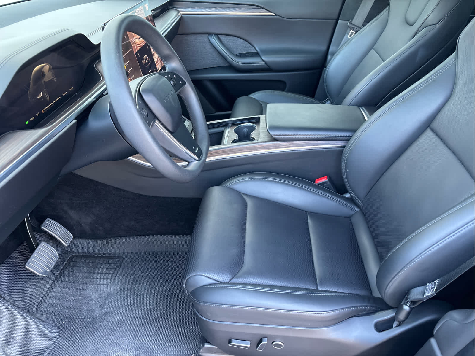 2023 Tesla Model X photo 10