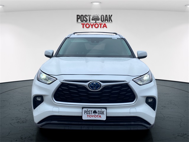 2022 Toyota Highlander XLE photo 3