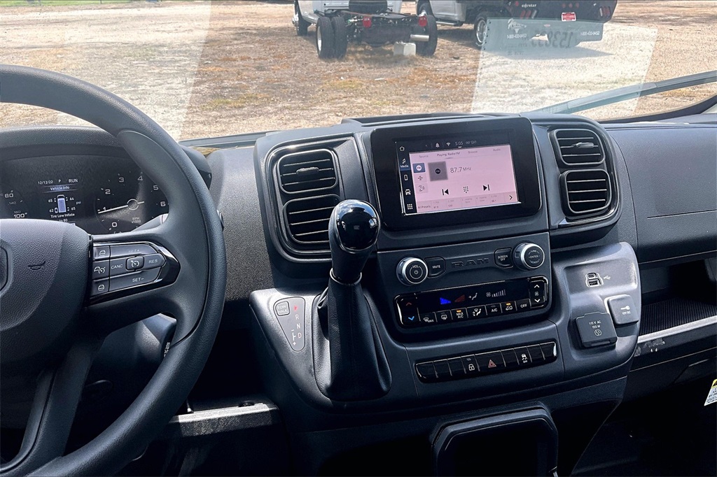 2024 Ram ProMaster 2500 Base photo 4