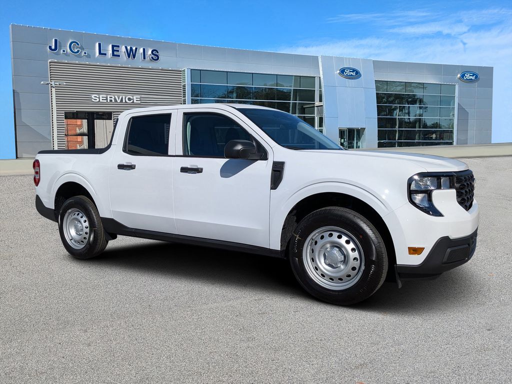 2025 Ford Maverick XL's photo