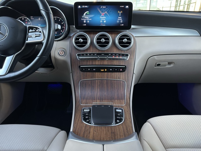 2022 Mercedes Benz GLC 300 4MATIC photo 12