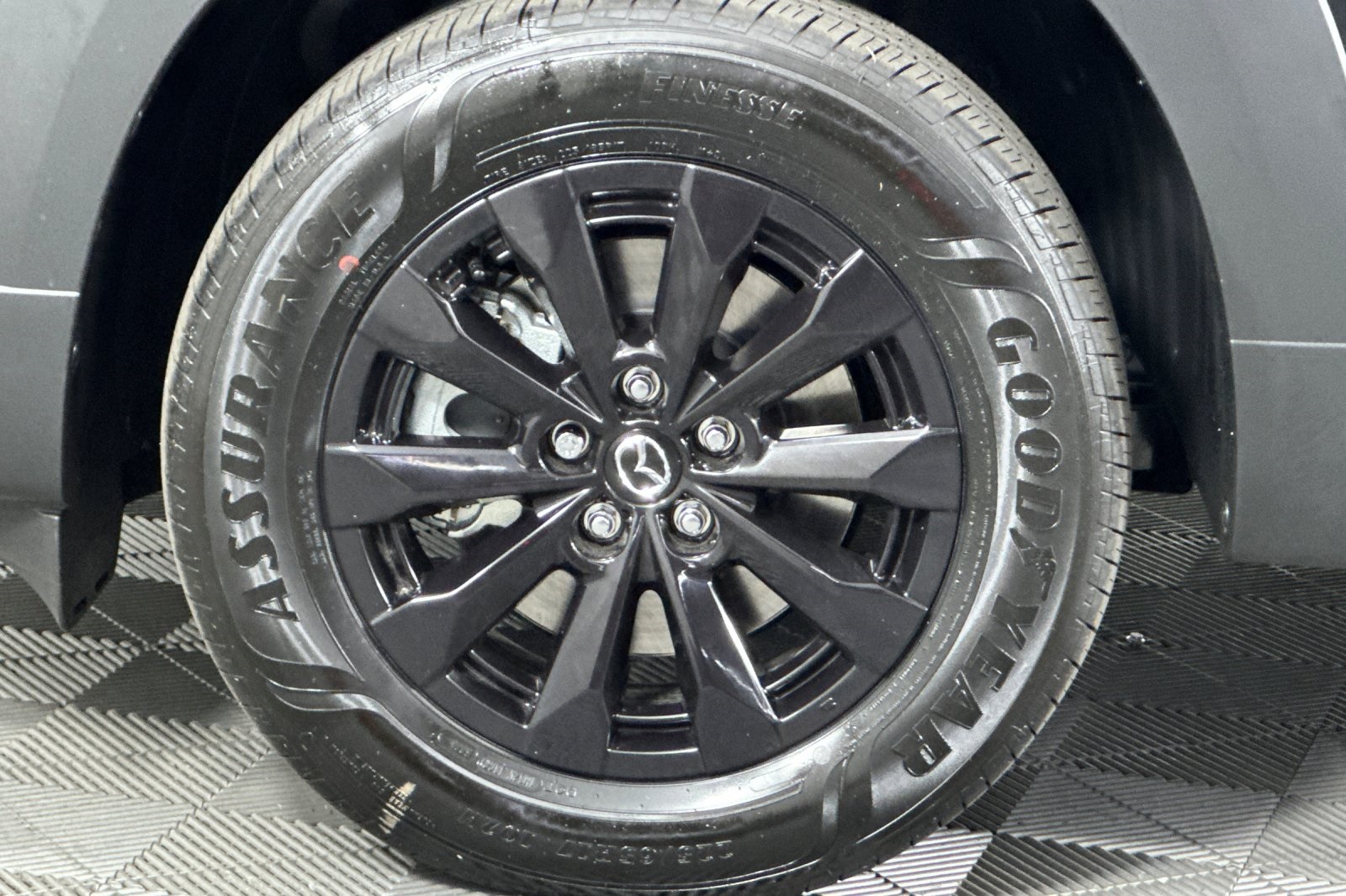 2025 Mazda CX-50 Premium photo 25