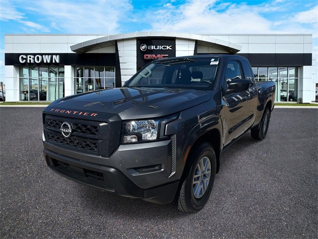 2022 Nissan Frontier S's photo