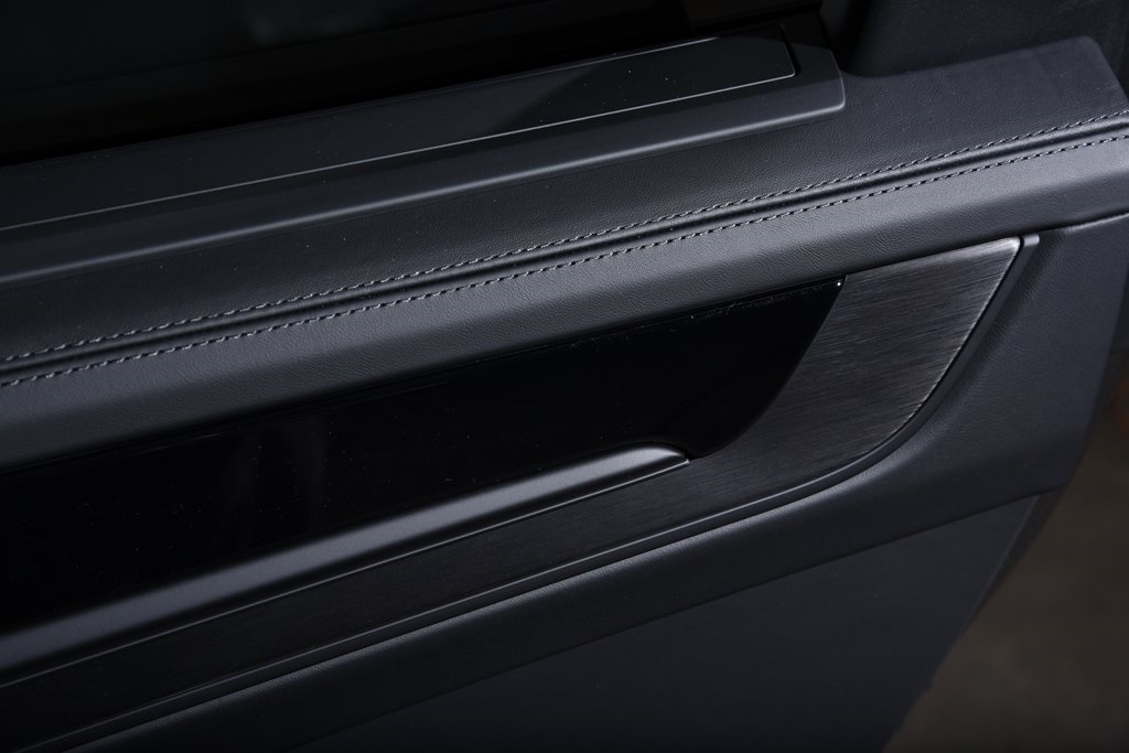 2025 Porsche Cayenne GTS photo 21