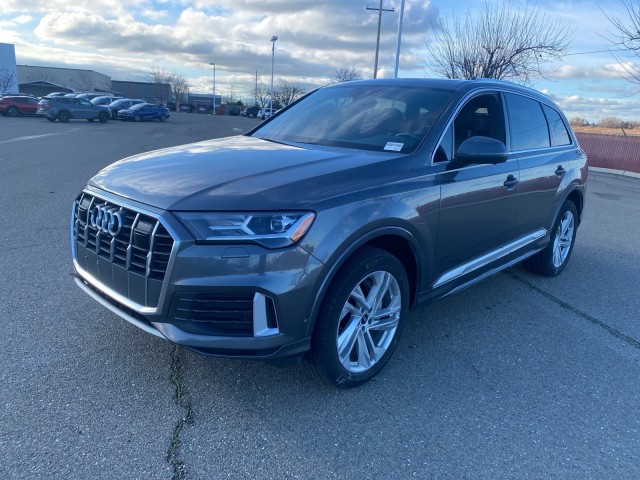 2021 Audi Q7 Premium Plus's photo
