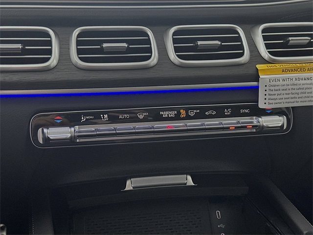 2026 Mercedes Benz GLS 450 4MATIC photo 16