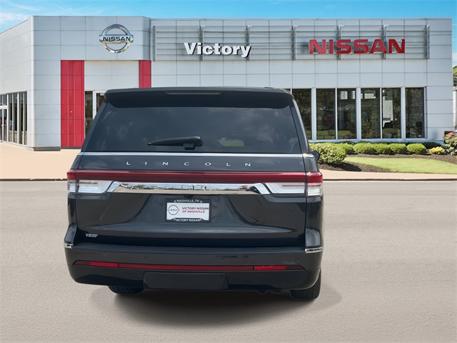 2022 Lincoln Navigator L Reserve photo 4
