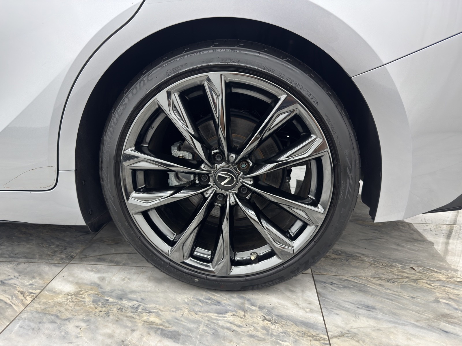 2022 Lexus IS 350 F SPORT photo 30