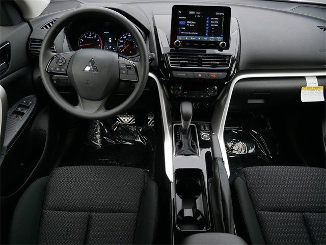 2024 Mitsubishi Eclipse Cross photo 6