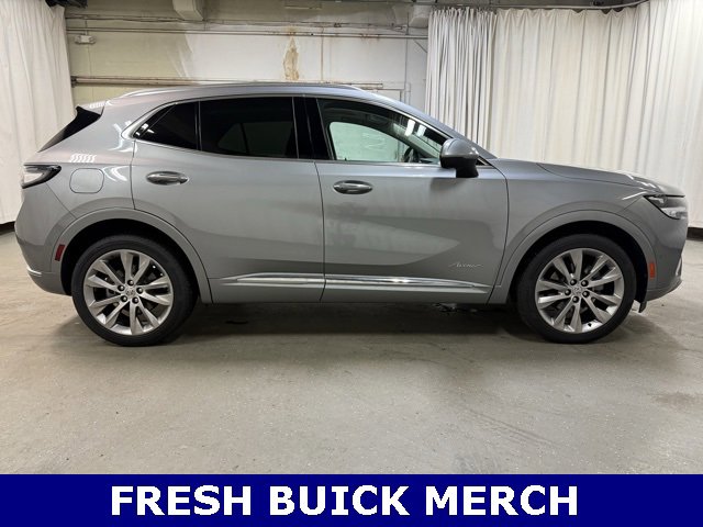 2023 Buick Envision Avenir photo 2