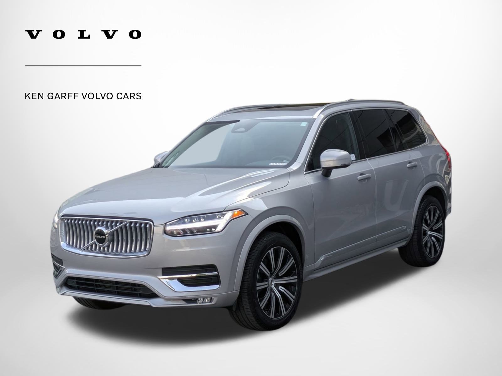 2025 Volvo XC90 Core photo 7