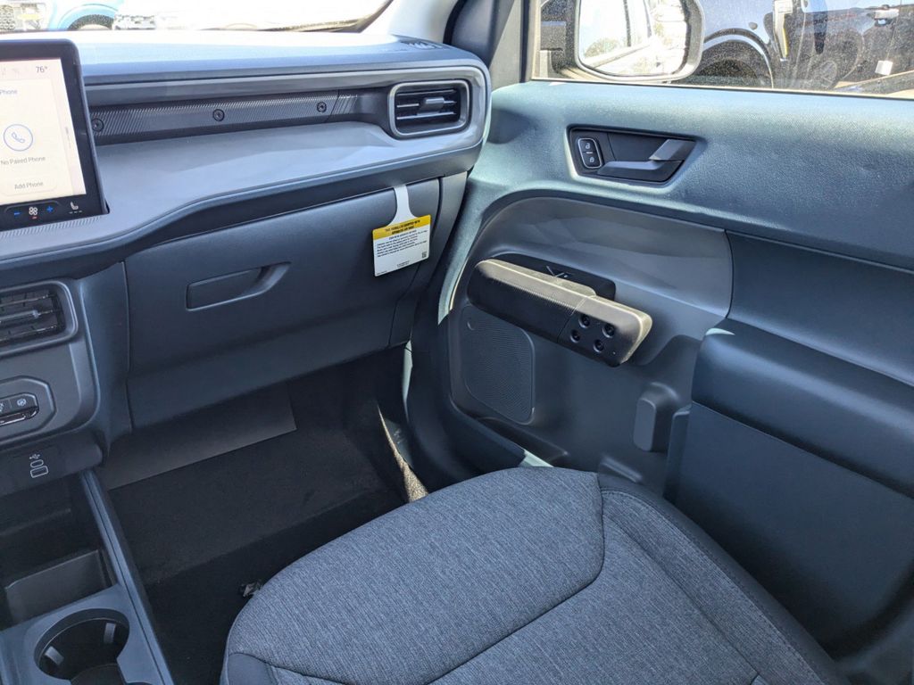 2025 Ford Maverick XLT photo 10