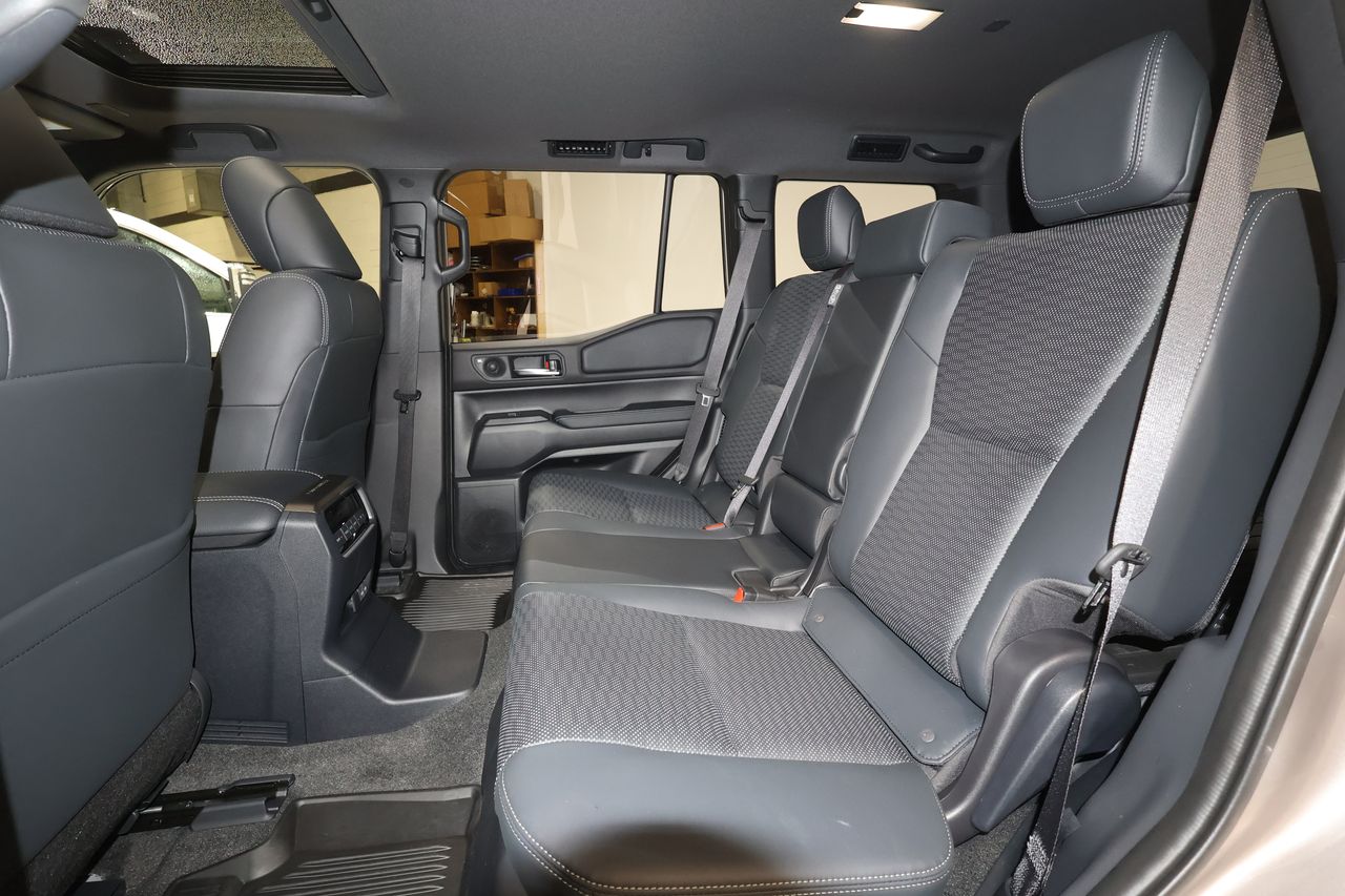 2025 Toyota Land Cruiser photo 24