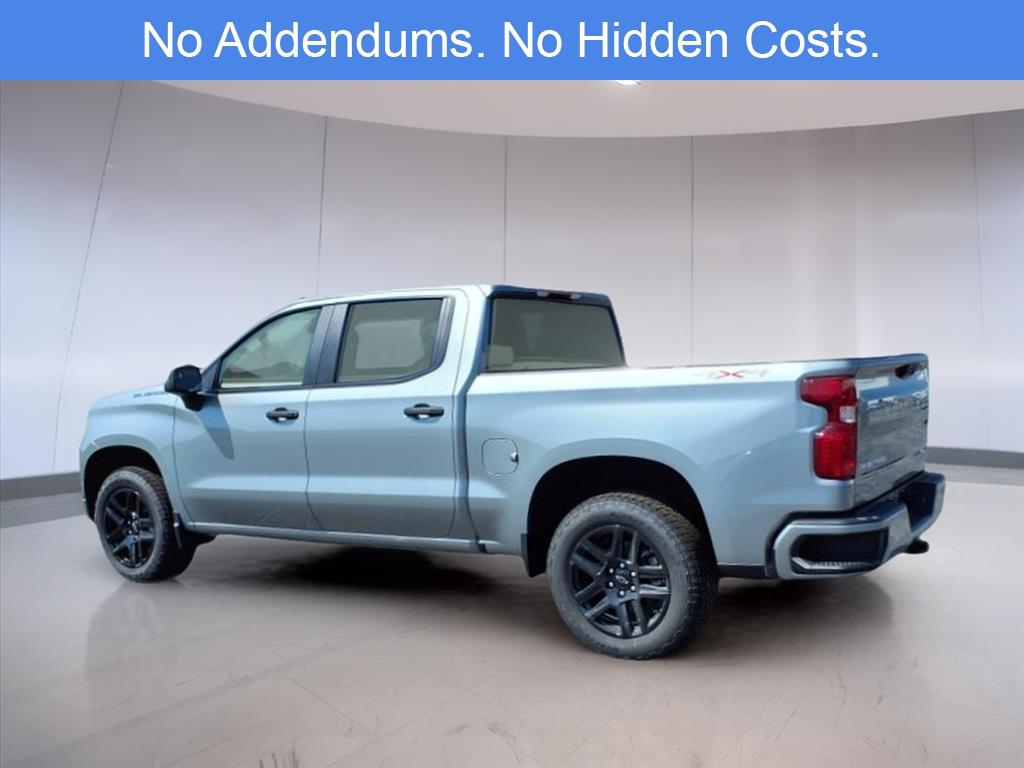 2026 Chevrolet Silverado 1500 Custom photo 3