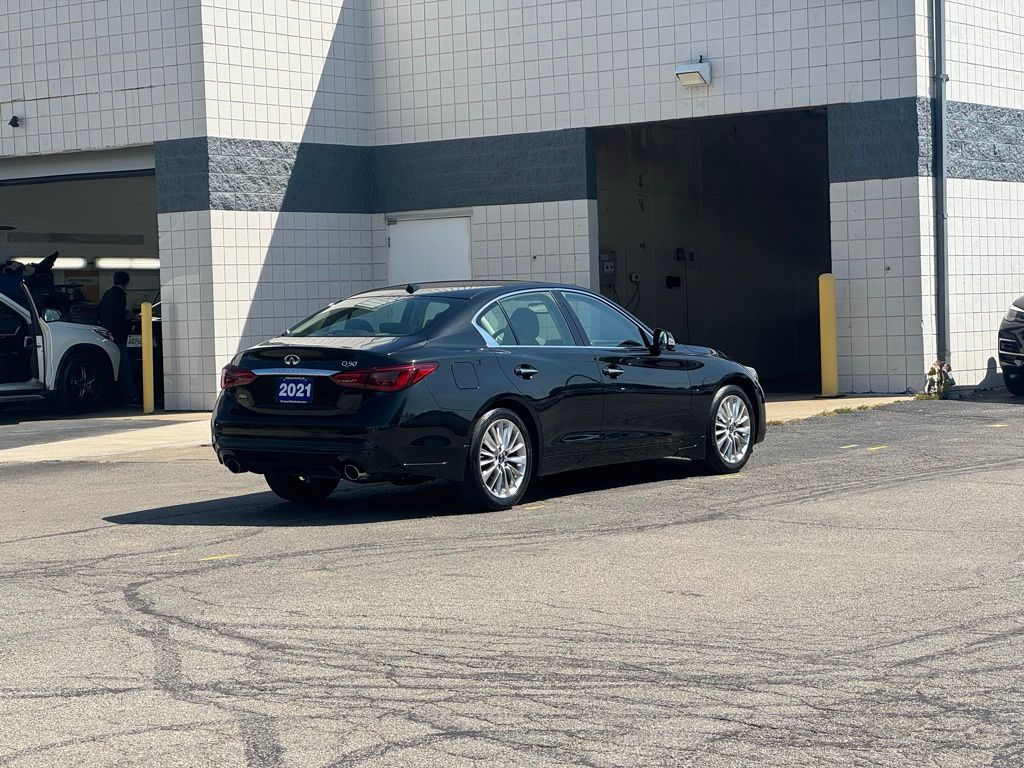 2021 Infiniti Q50 3.0t LUXE photo 3