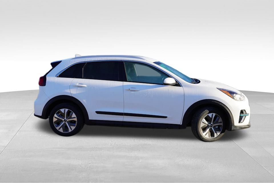 2022 Kia Niro EV EX photo 3