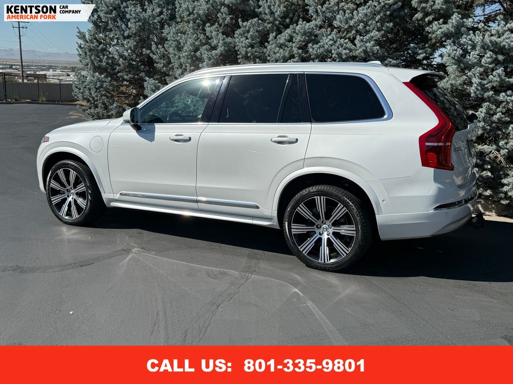 2022 Volvo XC90 Recharge T8 Inscription photo 4