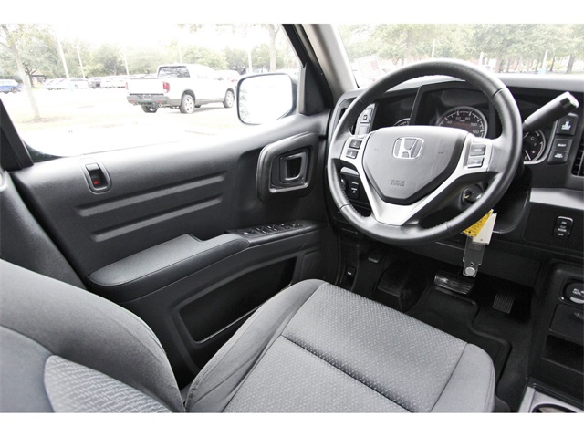 2014 Honda Ridgeline Sport photo 6