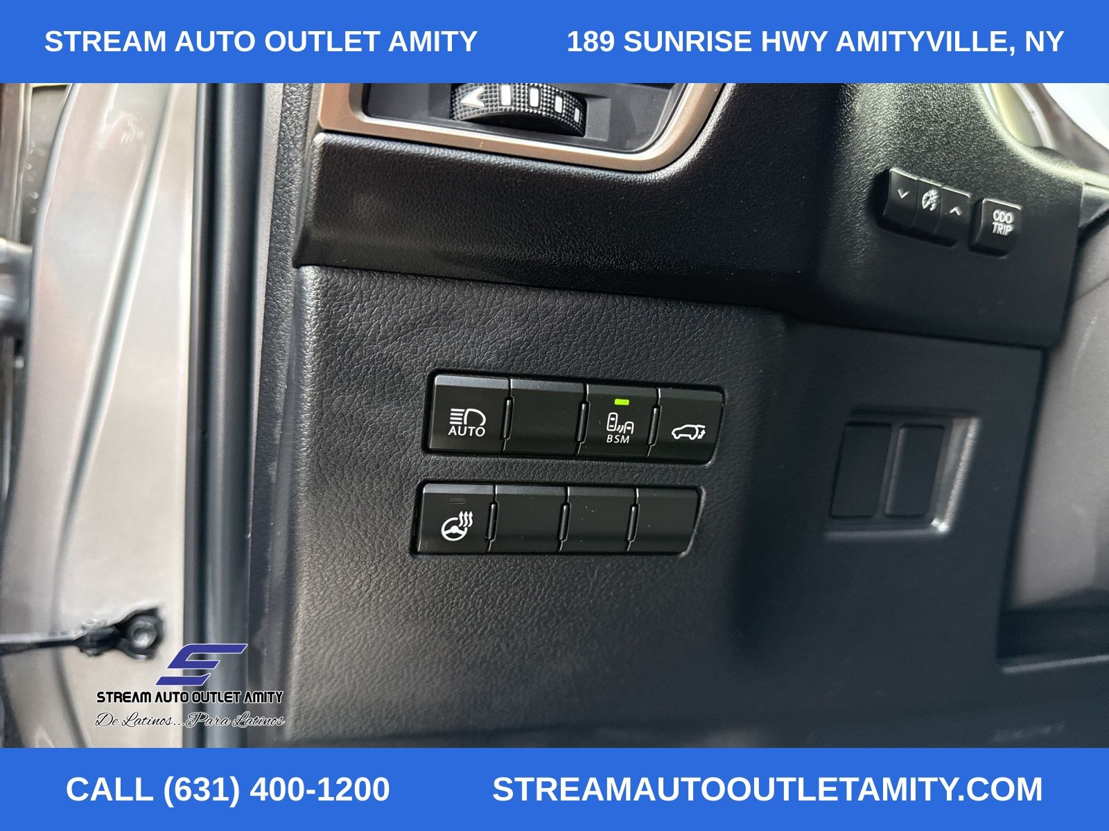 2021 Lexus NX 300h photo 24