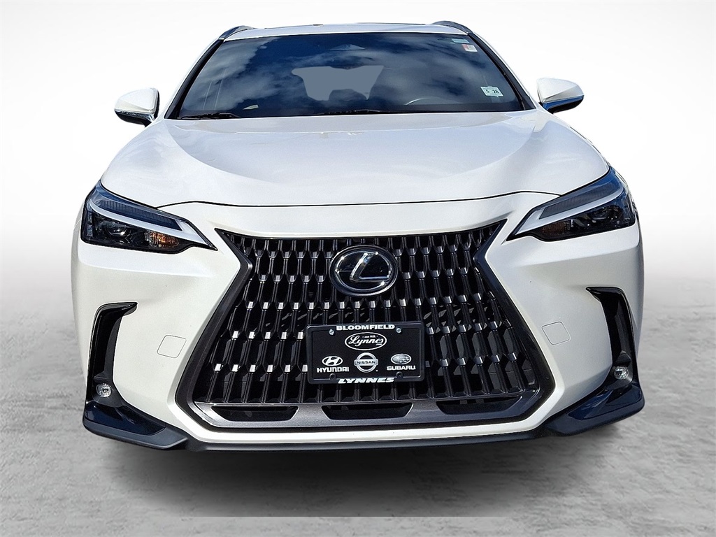 2024 Lexus NX 250 photo 3
